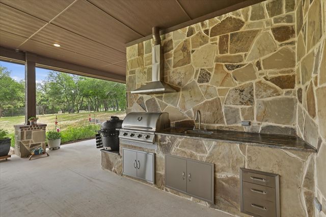 321 Arborview Drive, Weatherford, TX 76088