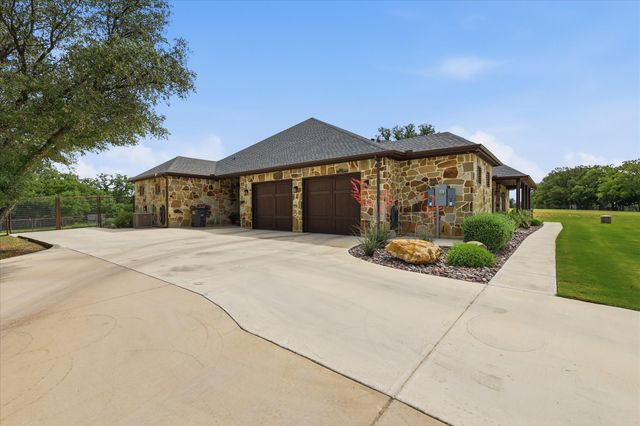 321 Arborview Drive, Weatherford, TX 76088