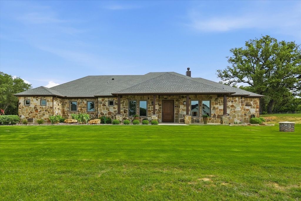 321 Arborview Drive, Weatherford, TX 76088
