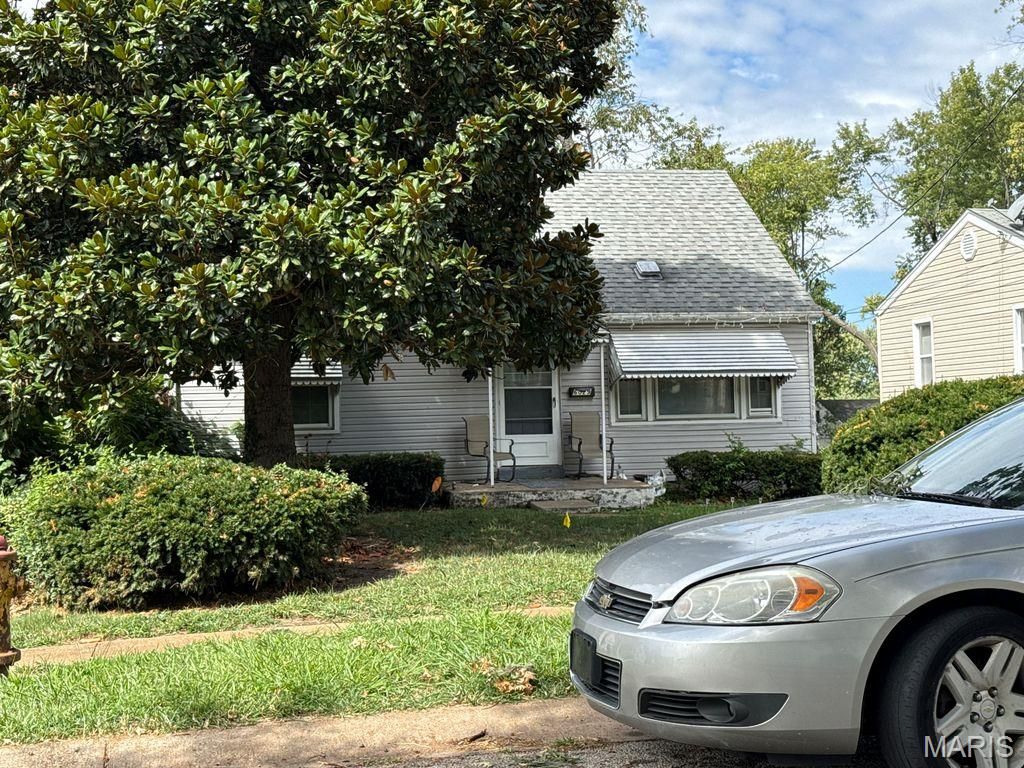 6029 Evergreen Boulevard, Berkeley, MO 63134