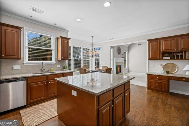 906 Laurelwood Court, Canton, GA 30115