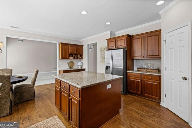 906 Laurelwood Court, Canton, GA 30115