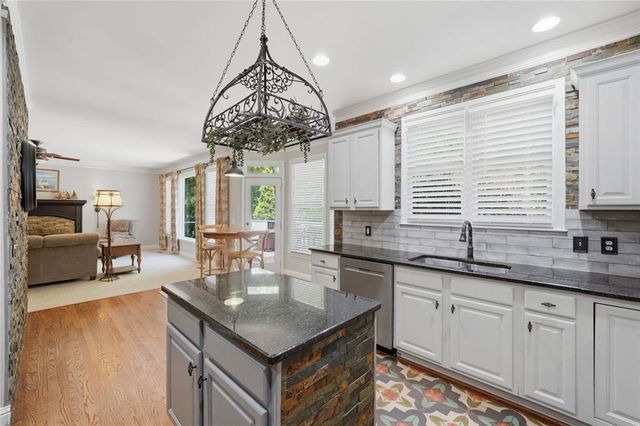 214 Montana Way, Canton, GA 30114