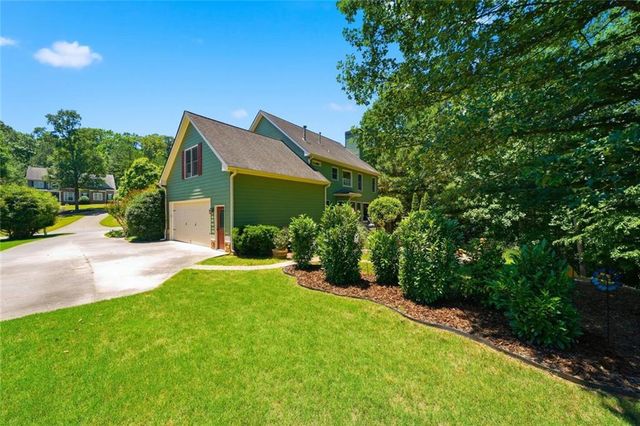 214 Montana Way, Canton, GA 30114
