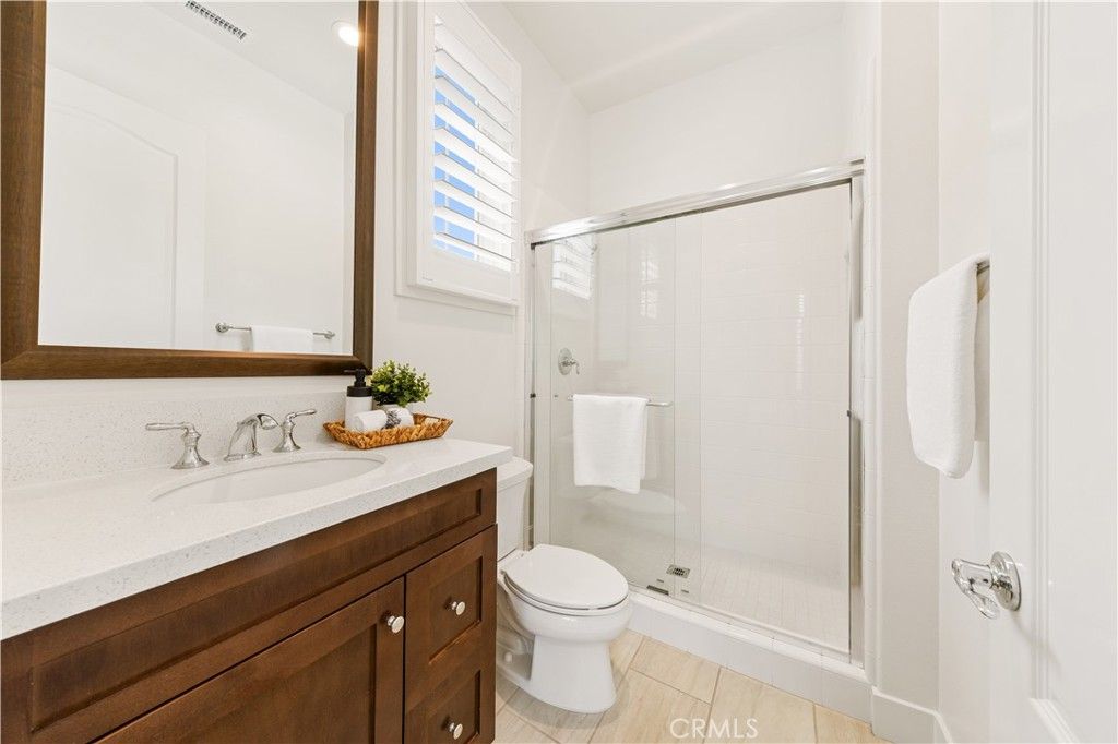 Image 13 of property listing at 84 Eider Run, Irvine, CA 92618