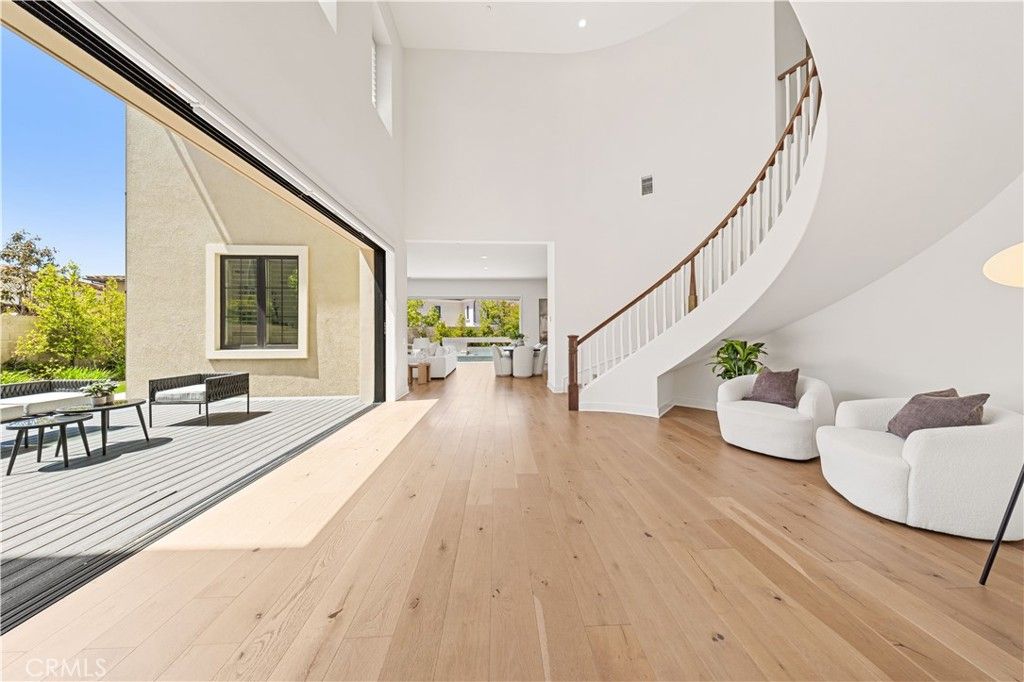 Image 17 of property listing at 84 Eider Run, Irvine, CA 92618