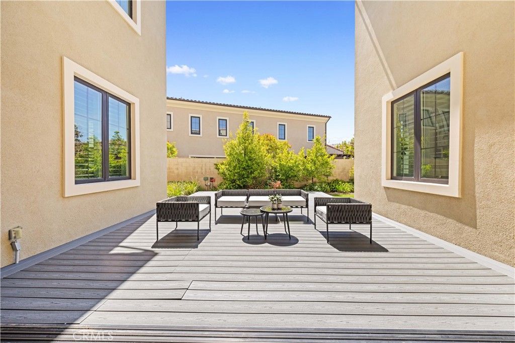 Image 18 of property listing at 84 Eider Run, Irvine, CA 92618