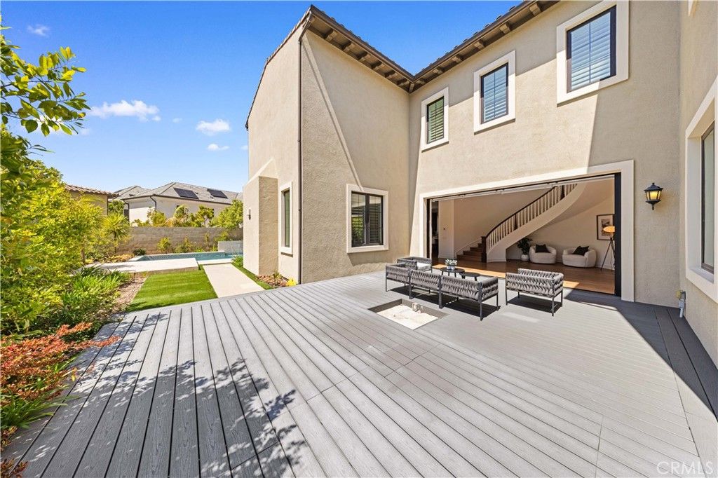 Image 33 of property listing at 84 Eider Run, Irvine, CA 92618