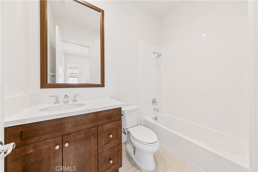 Image 52 of property listing at 84 Eider Run, Irvine, CA 92618