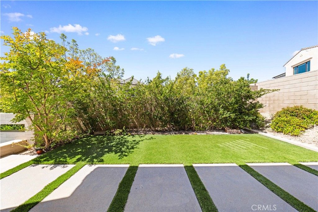 Image 65 of property listing at 84 Eider Run, Irvine, CA 92618