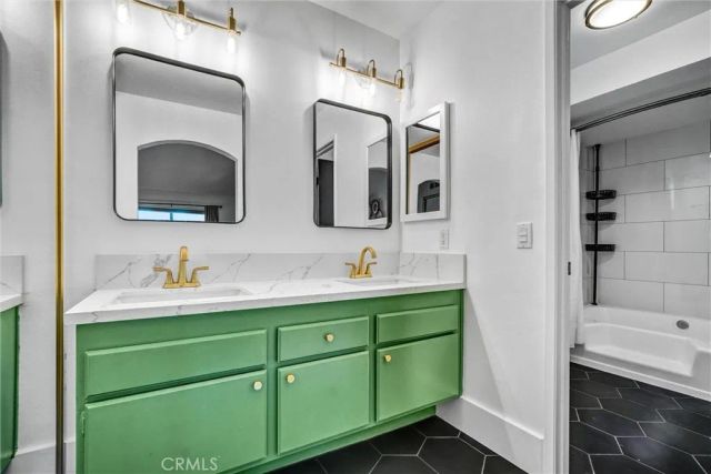 26606 La Roda, Mission Viejo, CA 92691