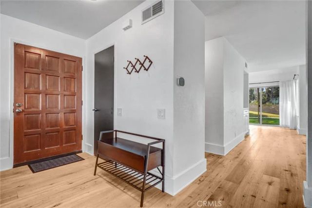 26606 La Roda, Mission Viejo, CA 92691