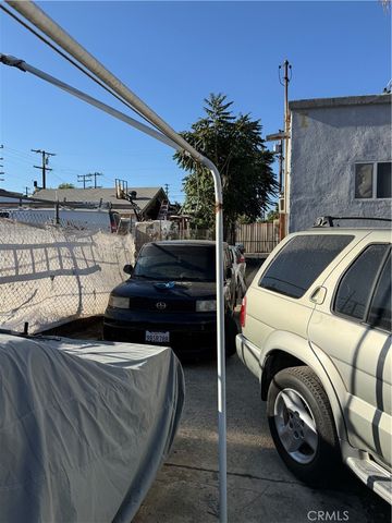 208 E Poplar, Compton, CA 90220