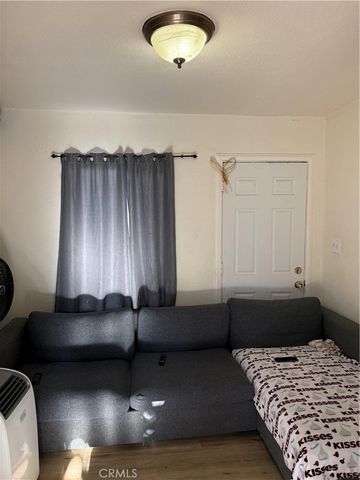208 E Poplar, Compton, CA 90220