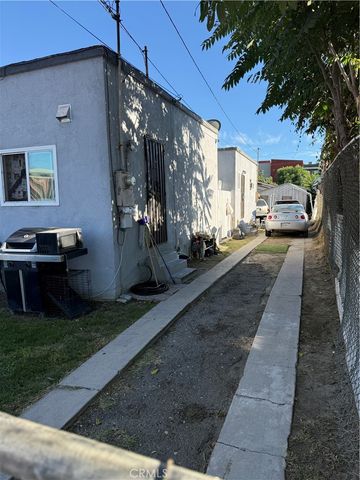 208 E Poplar, Compton, CA 90220