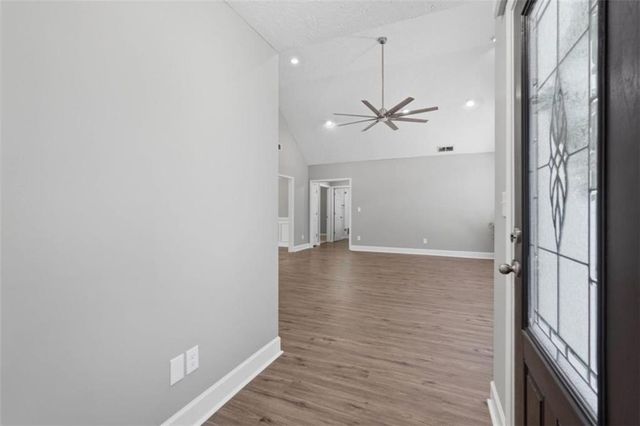 1921 E Bay Street E, Hoschton, GA 30548
