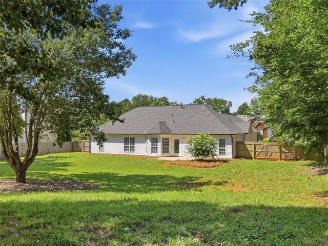 1921 E Bay Street E, Hoschton, GA 30548