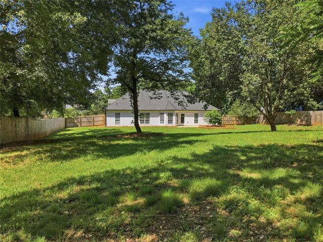1921 E Bay Street E, Hoschton, GA 30548