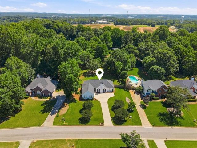 1921 E Bay Street E, Hoschton, GA 30548