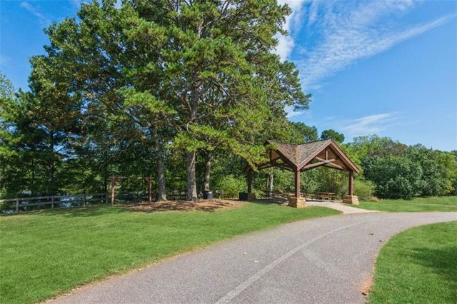 1921 E Bay Street E, Hoschton, GA 30548