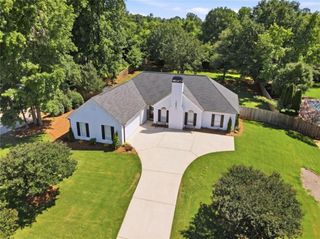 1921 E Bay Street E, Hoschton, GA 30548