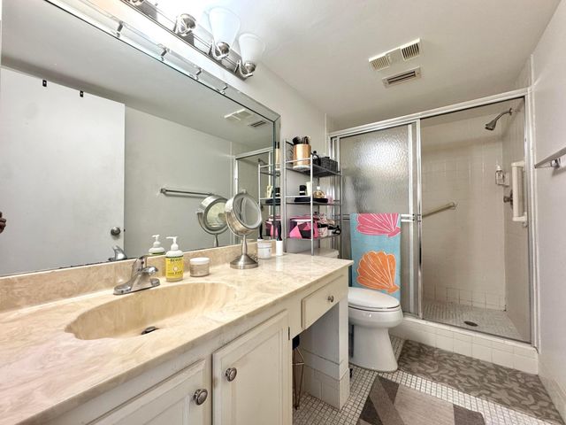 7006 Huntington Lane, Delray Beach, FL 33446