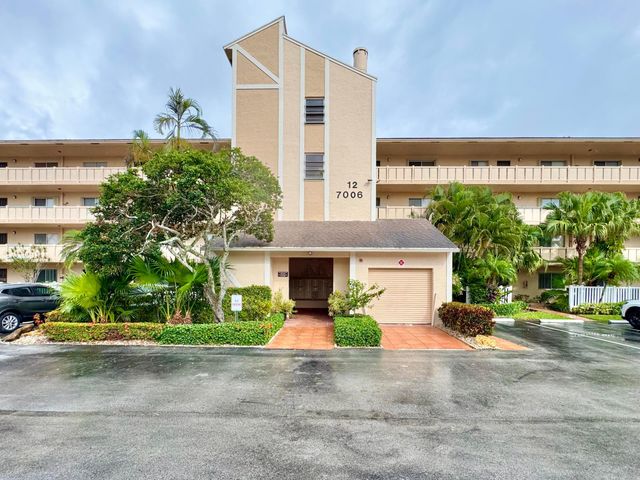 7006 Huntington Lane, Delray Beach, FL 33446