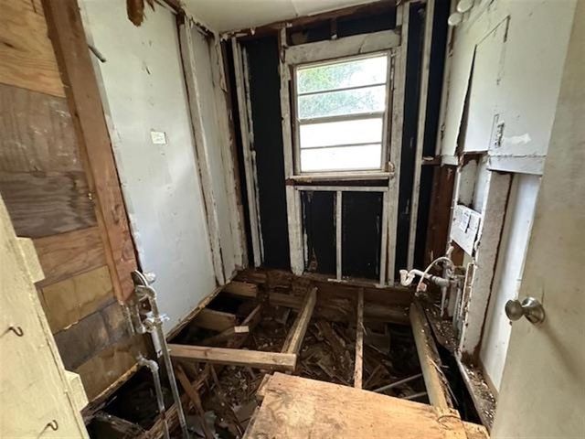 900 Mathilda Drive, Sulphur, LA 70663