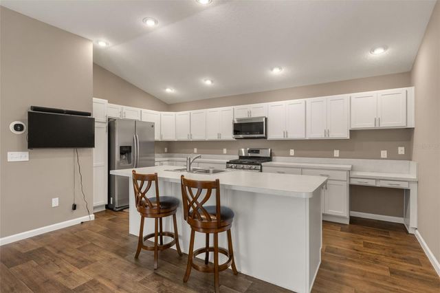 1930 RHETT ROAD, The Villages, FL 32163
