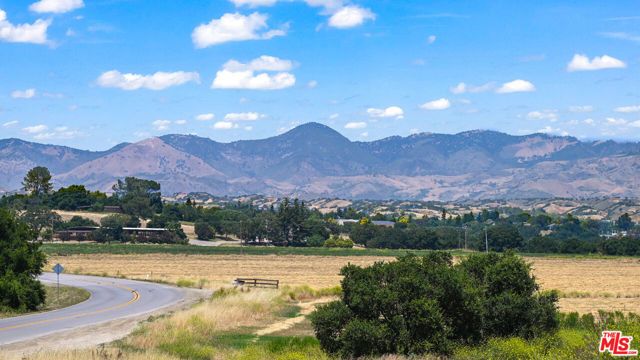 350 N Refugio Road, Santa Ynez, CA 93460