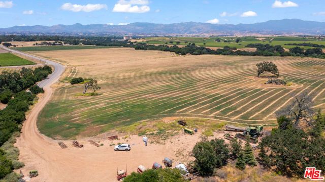 350 N Refugio Road, Santa Ynez, CA 93460