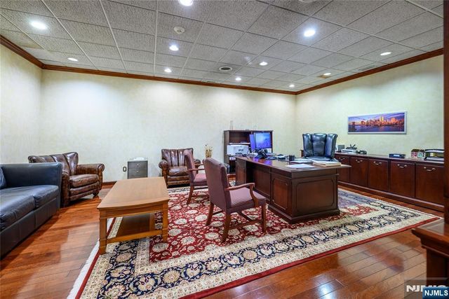 307 W Pleasantview Avenue, Hackensack, NJ 07601