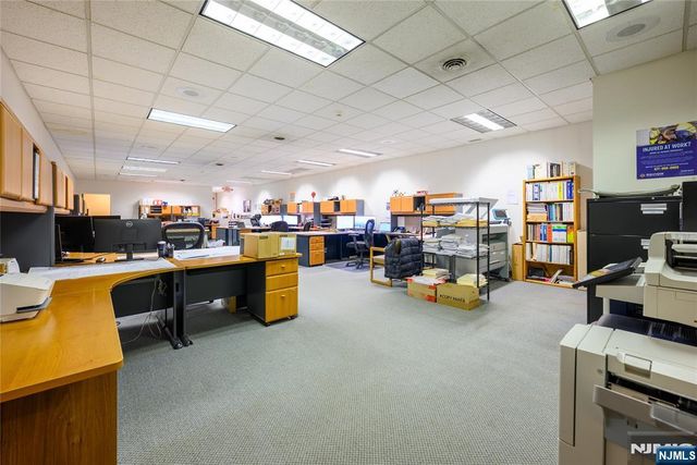 307 W Pleasantview Avenue, Hackensack, NJ 07601