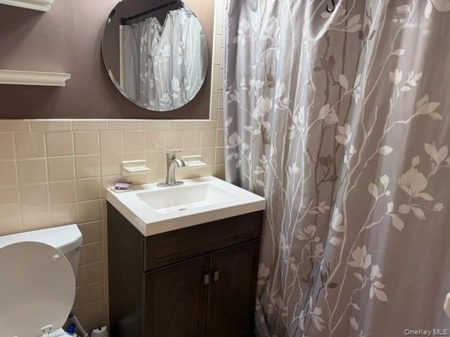 3 Birchwood Court 4M, Mineola, NY 11501