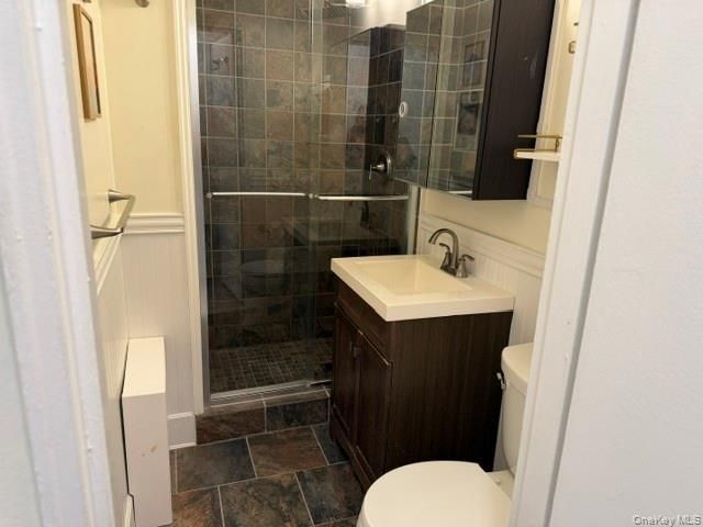 3 Birchwood Court 4M, Mineola, NY 11501