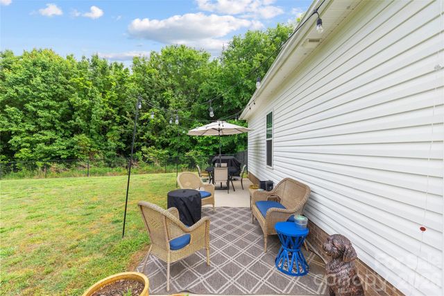 100 Centerview Street, Belmont, NC 28012