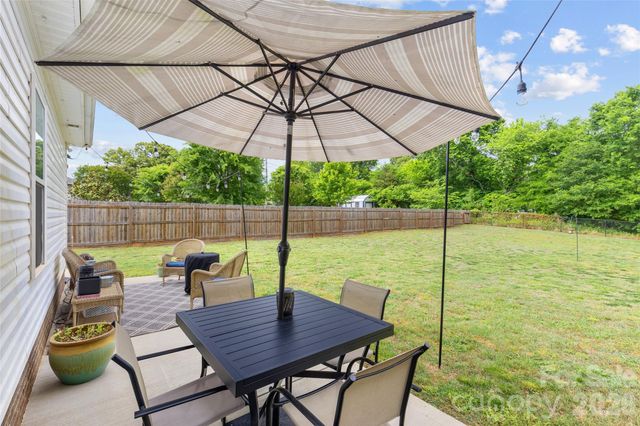 100 Centerview Street, Belmont, NC 28012