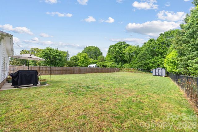 100 Centerview Street, Belmont, NC 28012