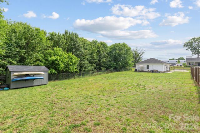 100 Centerview Street, Belmont, NC 28012