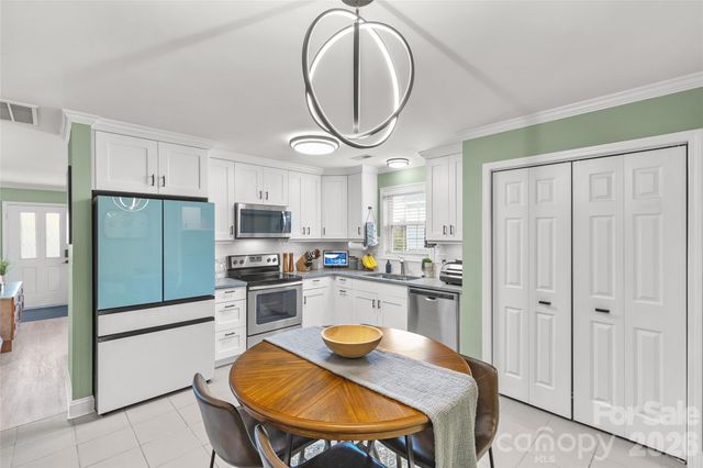 100 Centerview Street, Belmont, NC 28012