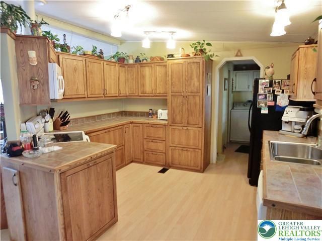 8853 Max Way, Upper Macungie Twp, PA 18031