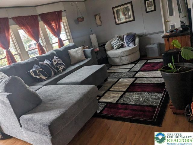 8853 Max Way, Upper Macungie Twp, PA 18031