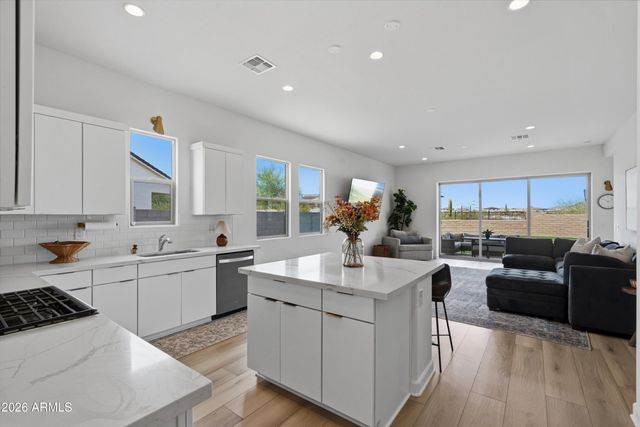 17974 W BIGHORN Avenue, Goodyear, AZ 85338