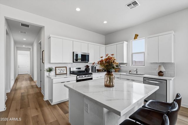 17974 W BIGHORN Avenue, Goodyear, AZ 85338