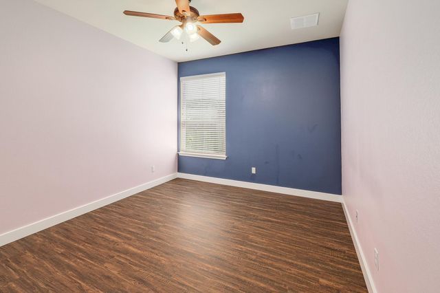 212 Monahans DR, Georgetown, TX 78628