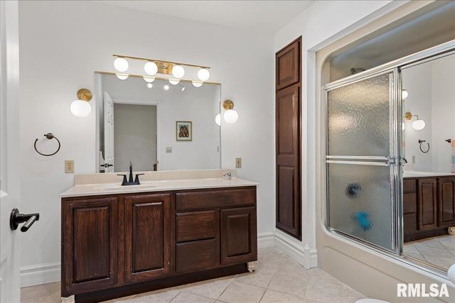 817 S PARK Avenue, Springfield, IL 62704