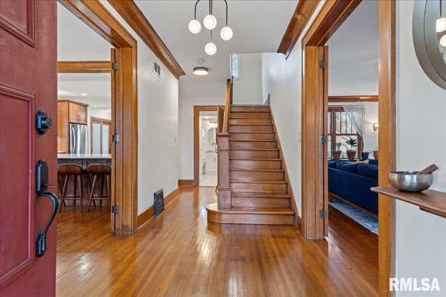 817 S PARK Avenue, Springfield, IL 62704