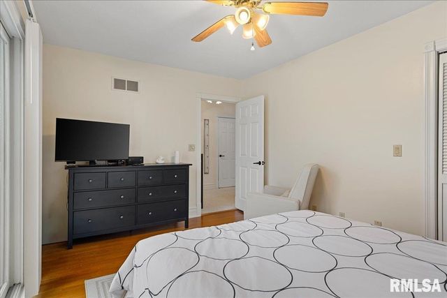 817 S PARK Avenue, Springfield, IL 62704