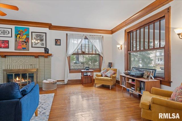 817 S PARK Avenue, Springfield, IL 62704