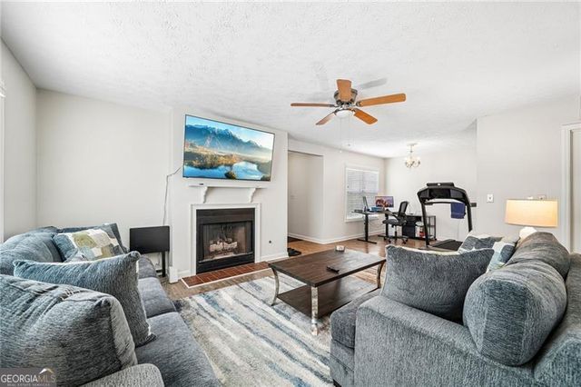 1212 Glenleaf Drive, Peachtree Corners, GA 30092